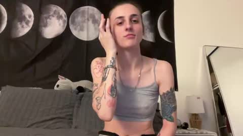 kshawty01 online show from 14, 6, 2026