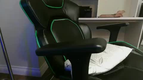 Kevin online show from 4, 12, 2024