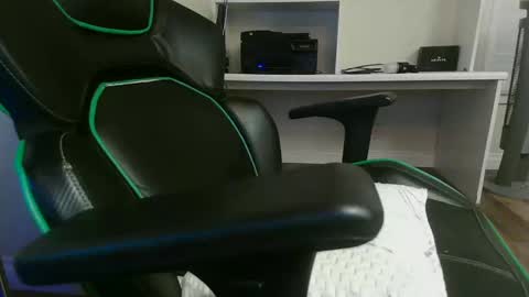 Kevin online show from 6, 1, 2025