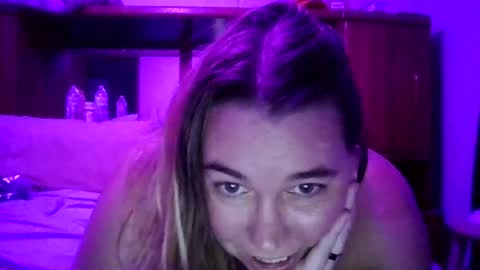 Snapshot of ktouchvision chatting on 20, 6, 2026 Curv Daze online show from 20, 6, 2026