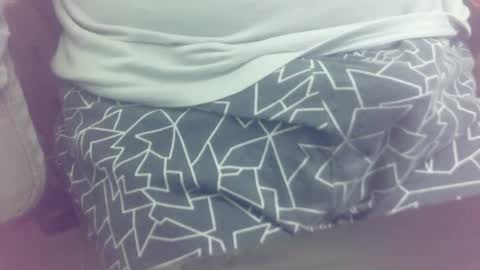 kunahub17 online show from 8, 3, 2025