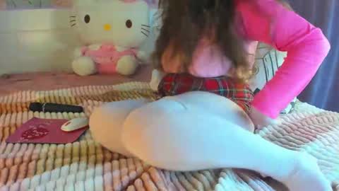 Snapshot of kuraii_ chatting on 24, 2, 2026 Anna online show from 24, 2, 2026