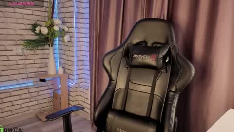 Kvetachka Thu-Sun 0900am-1500pmGTM2 online show from 2, 12, 2025