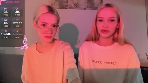 Snapshot of kvetapin chatting on 26, 6, 2026 Bella and Alexandra online show from 26, 6, 2026