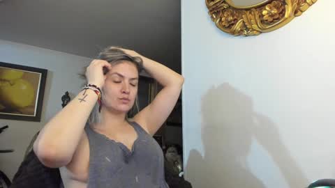 Snapshot of kyhara chatting on 28, 1, 2025 kyhara online show from 28, 1, 2025