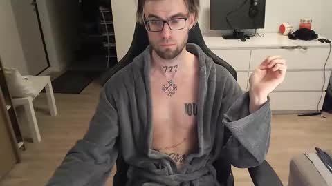 Snapshot of kyle_alternative chatting on 14, 12, 2024 Kyle online show from 14, 12, 2024