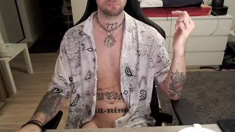 Snapshot of kyle_alternative chatting on 12, 1, 2025 Kyle online show from 12, 1, 2025