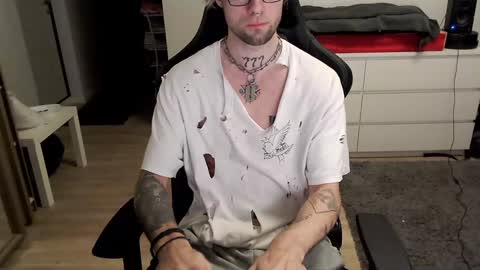 Snapshot of kyle_alternative chatting on 24, 1, 2025 Kyle online show from 24, 1, 2025