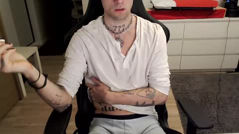 Snapshot of kyle_alternative chatting on 29, 1, 2025 Kyle online show from 29, 1, 2025