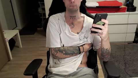 Snapshot of kyle_alternative chatting on 30, 1, 2025 Kyle online show from 30, 1, 2025