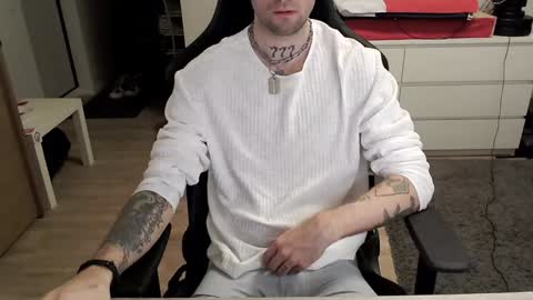Snapshot of kyle_alternative chatting on 1, 2, 2025 Kyle online show from 1, 2, 2025