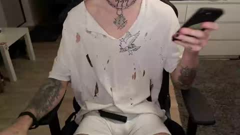 Snapshot of kyle_alternative chatting on 7, 3, 2025 Kyle online show from 7, 3, 2025