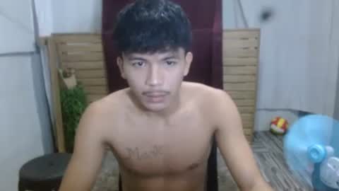 Snapshot of kyle_lourence chatting on 25, 4, 2026 kyle_lourence online show from 25, 4, 2026