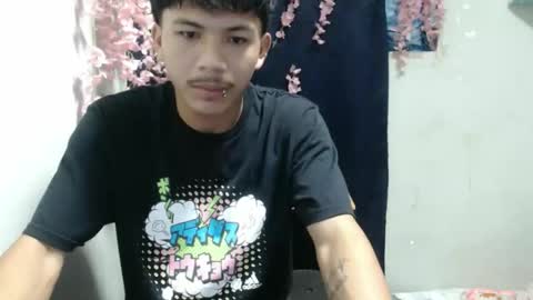 Snapshot of kyle_lourence chatting on 3, 5, 2026 kyle_lourence online show from 3, 5, 2026