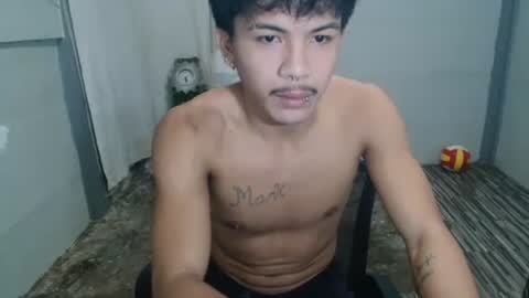 Snapshot of kyle_lourence chatting on 18, 5, 2026 kyle_lourence online show from 18, 5, 2026