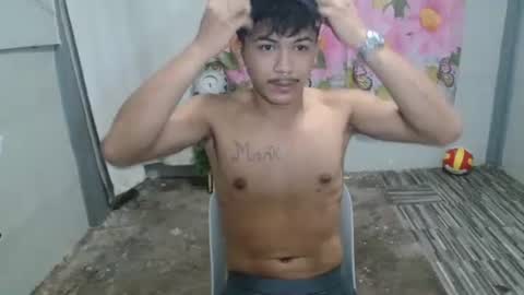 Snapshot of kyle_lourence chatting on 2, 6, 2026 kyle_lourence online show from 2, 6, 2026