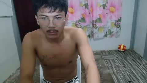 Snapshot of kyle_lourence chatting on 9, 6, 2026 kyle_lourence online show from 9, 6, 2026