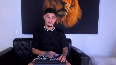 Snapshot of kyle_smithx chatting on 5, 12, 2024 kyle Smith online show from 5, 12, 2024