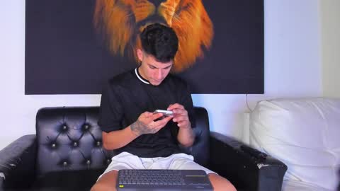 Snapshot of kyle_smithx chatting on 9, 1, 2025 kyle Smith online show from 9, 1, 2025