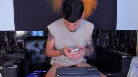 Snapshot of kyle_smithx chatting on 8, 2, 2025 kyle Smith online show from 8, 2, 2025