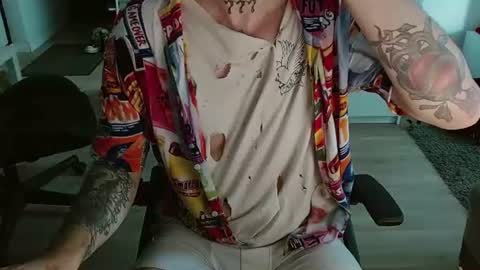 Snapshot of kyle_tattoo chatting on 15, 7, 2026 kyle online show from 15, 7, 2026