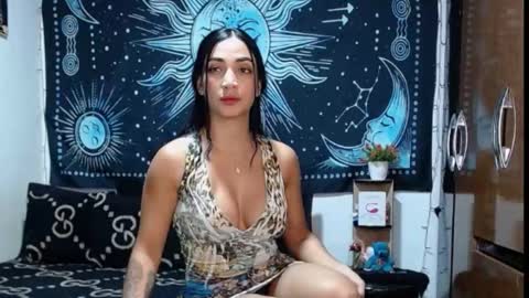 kylie online show from 2, 10, 2025