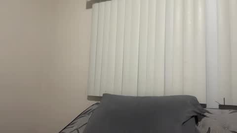 kylie_star30 online show from 23, 4, 2026