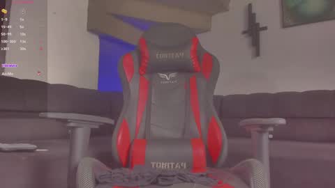 kylie_sweetcock online show from 18, 4, 2026