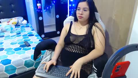 Instagram Kylie switch  followme  buy lovense here online show from 14, 12, 2024