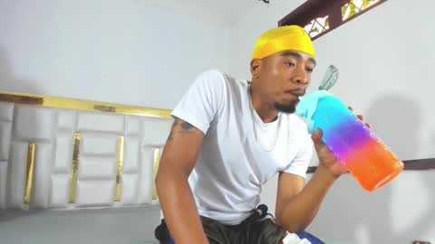 Kaylie And Jhony online show from 18, 2, 2025