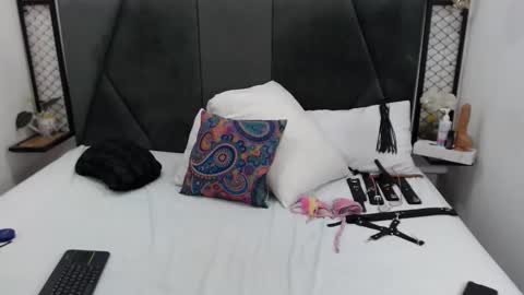 Melissa online show from 25, 1, 2025