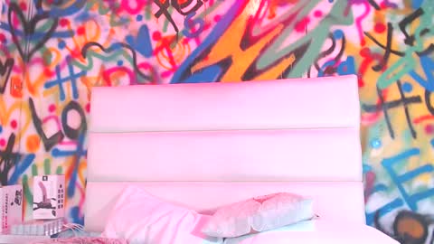 Melissa online show from 4, 2, 2025