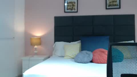 Melissa online show from 12, 2, 2025