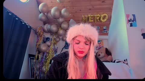 Snapshot of kyliekandy chatting on 21, 1, 2025 online show from 21, 1, 2025
