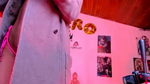 Snapshot of kyliekandy chatting on 25, 7, 2026 online show from 25, 7, 2026