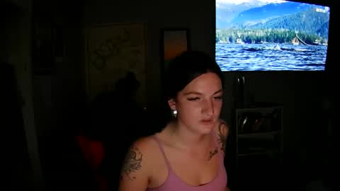 Snapshot of kylierae8 chatting on 5, 10, 2025 kyky online show from 5, 10, 2025
