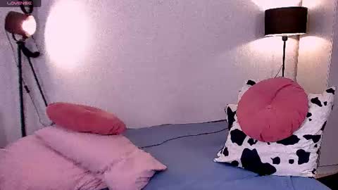 Snapshot of kyliewebster chatting on 8, 7, 2026 FREE LUSH CONTROL IN AN EXCLUSIVE PVT online show from 8, 7, 2026