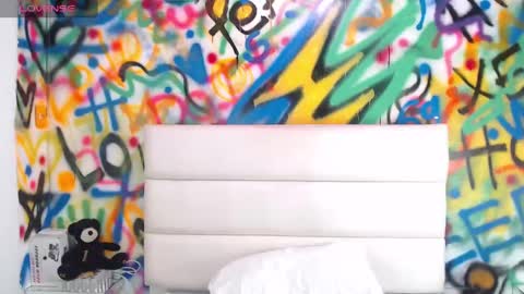Snapshot of kyliiebaker chatting on 4, 1, 2025 Kylie online show from 4, 1, 2025