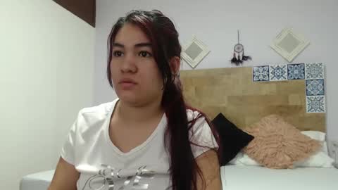 Snapshot of kyliiebaker chatting on 24, 1, 2025 Kylie online show from 24, 1, 2025