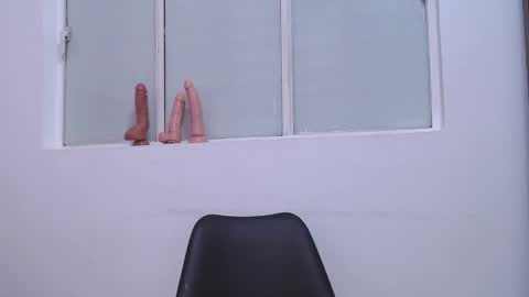 Snapshot of kyliiebaker chatting on 6, 2, 2025 Kylie online show from 6, 2, 2025