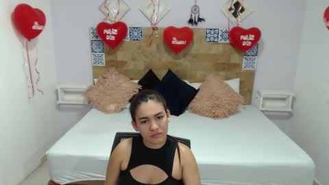 Snapshot of kyliiebaker chatting on 16, 2, 2025 Kylie online show from 16, 2, 2025