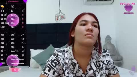 Snapshot of kyliiebaker chatting on 15, 9, 2025 Kylie online show from 15, 9, 2025