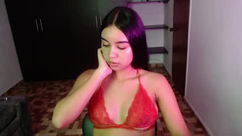 Kyra  online show from 9, 4, 2026