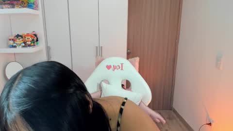 IG  online show from 8, 10, 2025