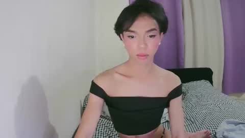 Laura online show from 11, 11, 2025