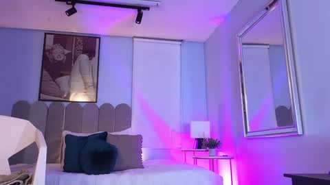 Cris  online show from 18, 1, 2025