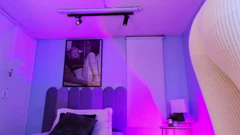 Cris  online show from 8, 3, 2025