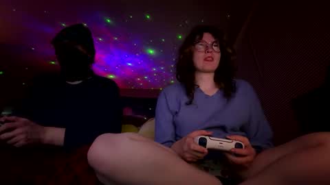 lacedinsin online show from 10, 4, 2026