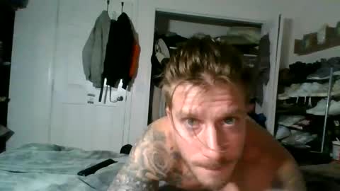 Snapshot of lacrioxcum18 chatting on 3, 12, 2024 lacrioxcum18 online show from 3, 12, 2024