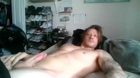 Snapshot of lacrioxcum18 chatting on 7, 12, 2024 lacrioxcum18 online show from 7, 12, 2024